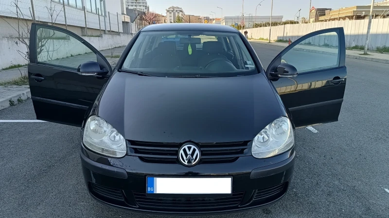 VW Golf 1.6 i  mpi, снимка 4 - Автомобили и джипове - 49587846