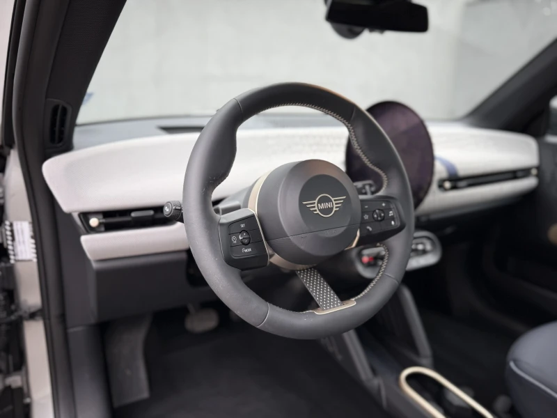 Mini Cooper E 36.6kWh ГАРАНЦИОНЕН, снимка 12 - Автомобили и джипове - 50349642