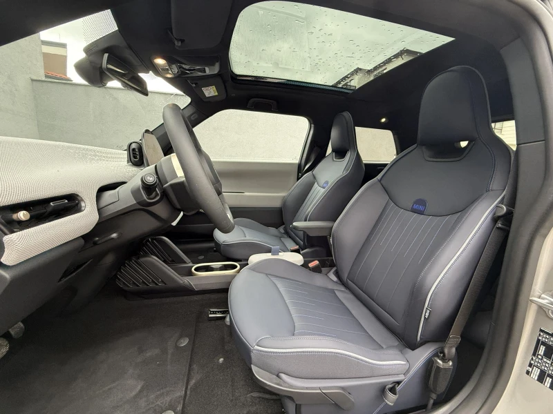 Mini Cooper E 36.6kWh ГАРАНЦИОНЕН, снимка 10 - Автомобили и джипове - 50349642
