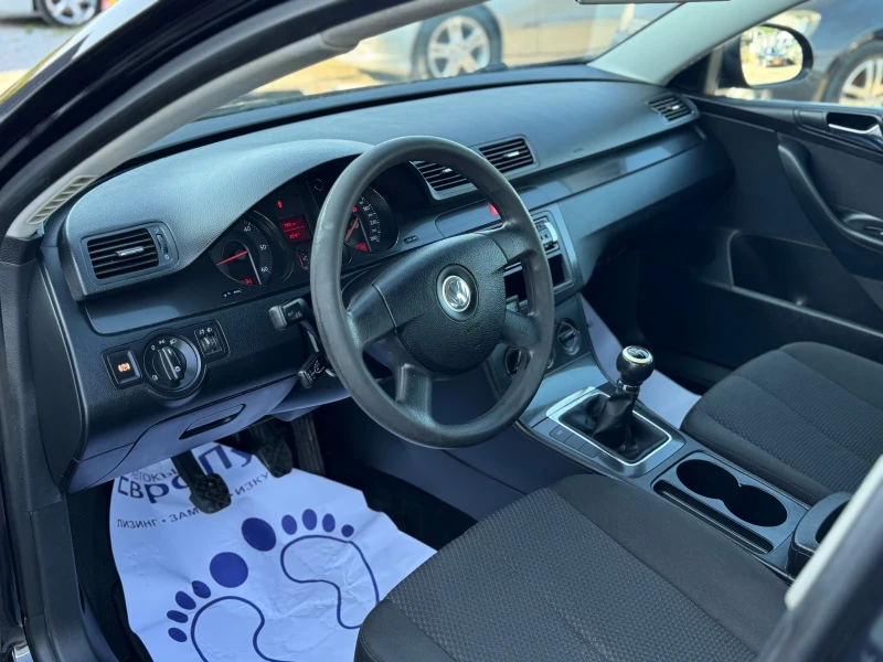 VW Passat 1.9TDI 105кс КЛИМАТИК СЕДАН , снимка 10 - Автомобили и джипове - 51073883