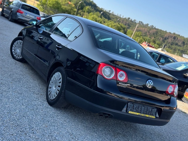 VW Passat 1.9TDI 105кс КЛИМАТИК СЕДАН , снимка 4 - Автомобили и джипове - 51073883