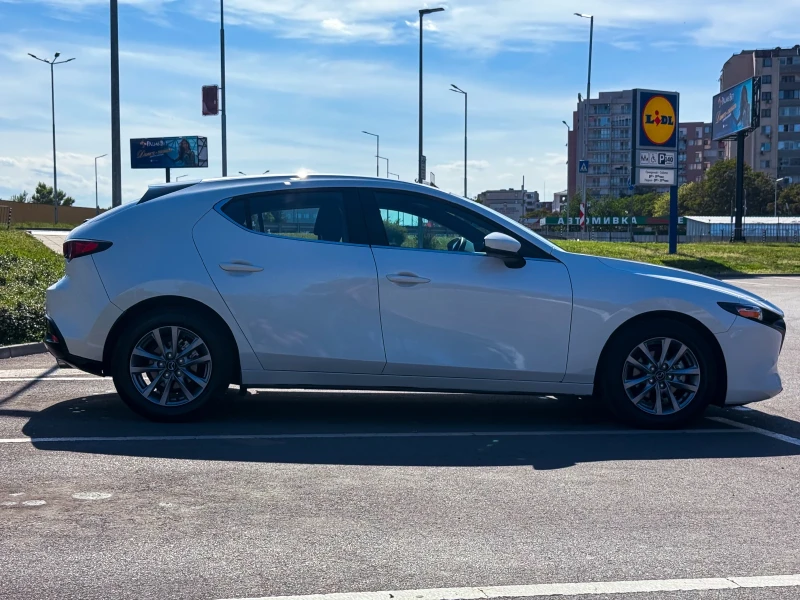 Mazda 3 2.5 SKYACTIV , снимка 7 - Автомобили и джипове - 51749700