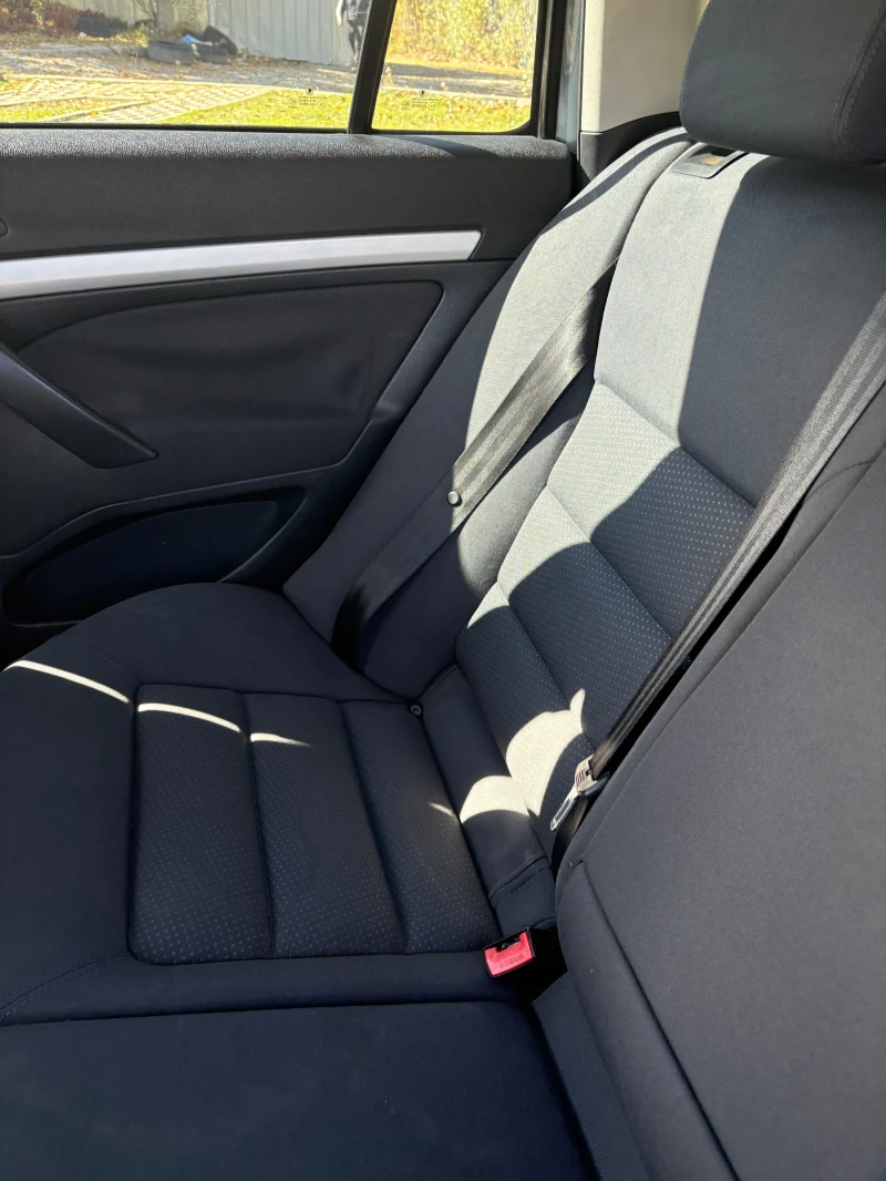 Skoda Octavia, снимка 6 - Автомобили и джипове - 52517670