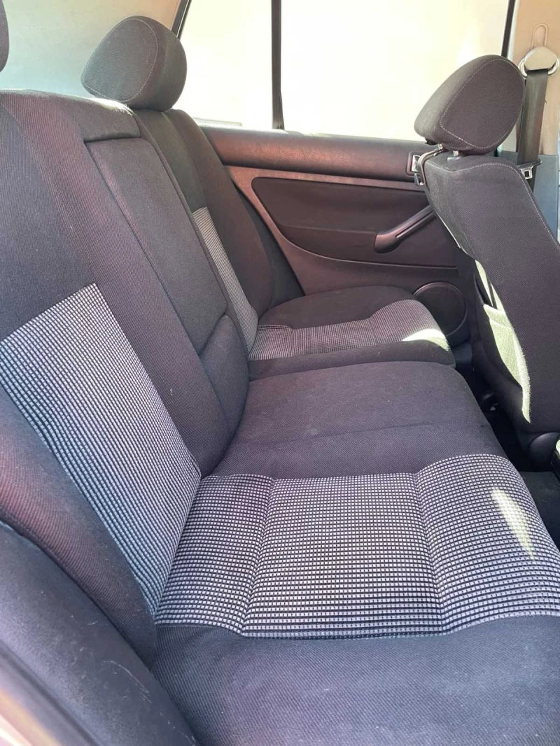 VW Golf, снимка 5 - Автомобили и джипове - 52282887