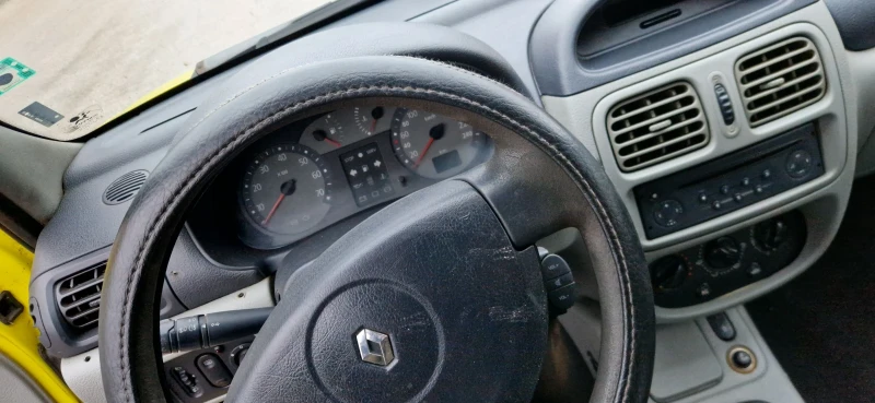 Renault Clio На части, снимка 5 - Автомобили и джипове - 52668937