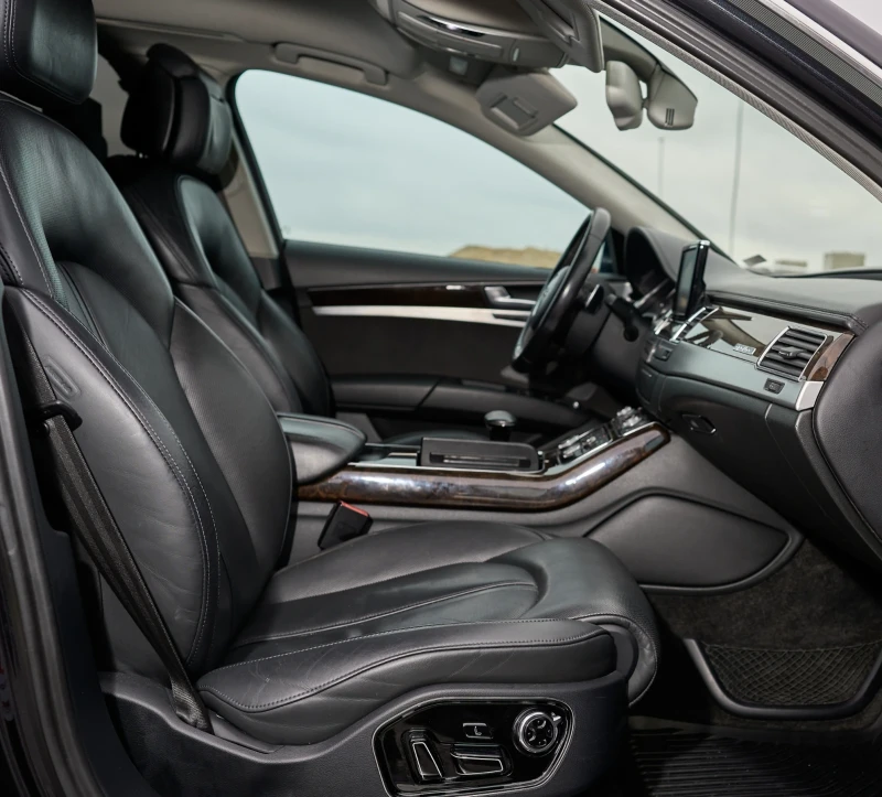 Audi A8 Full Led* 3xTV * 179 000km , снимка 12 - Автомобили и джипове - 53025062