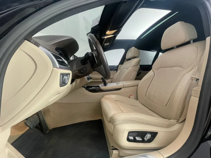 BMW 730 Xdrive, Гаранция, снимка 7 - Автомобили и джипове - 53203364