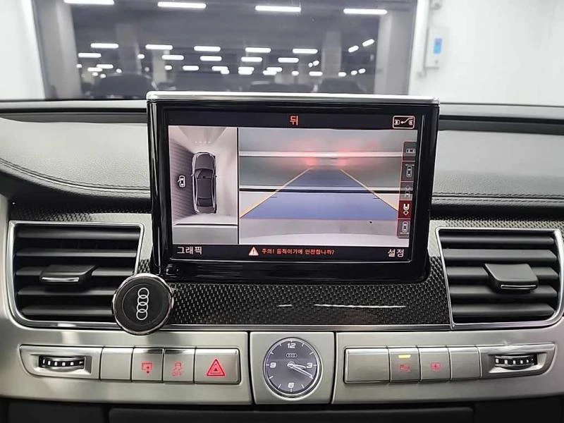 Audi S8 4.0TFSI/Пълна сервизна история !!!, снимка 12 - Автомобили и джипове - 53636056