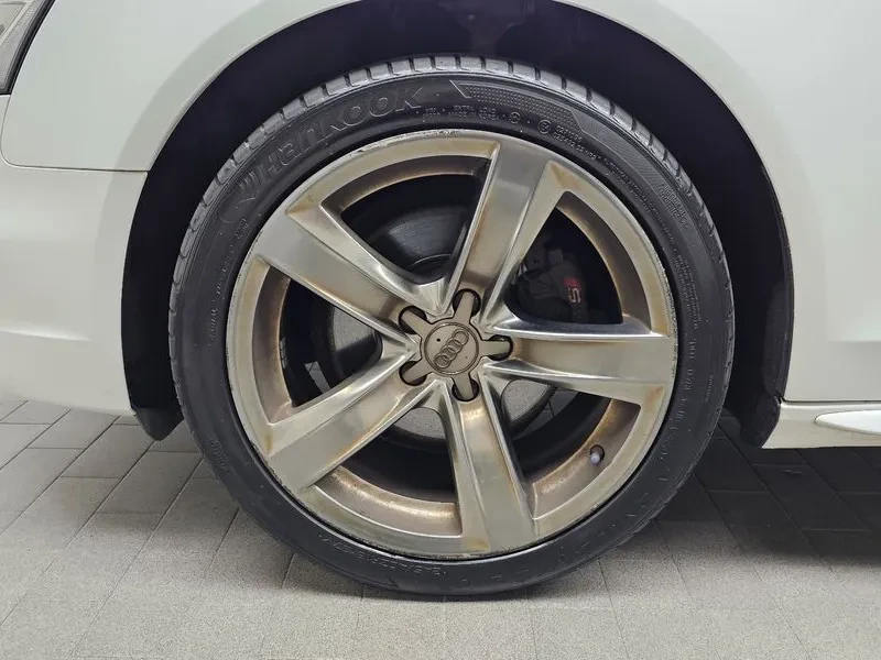 Audi A4 2.0 TDI Quattro, снимка 5 - Автомобили и джипове - 54143318