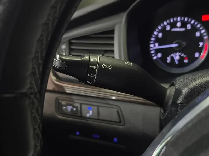 Hyundai Sonata 2.0 PREMIUM SPECIAL, снимка 16 - Автомобили и джипове - 55174462