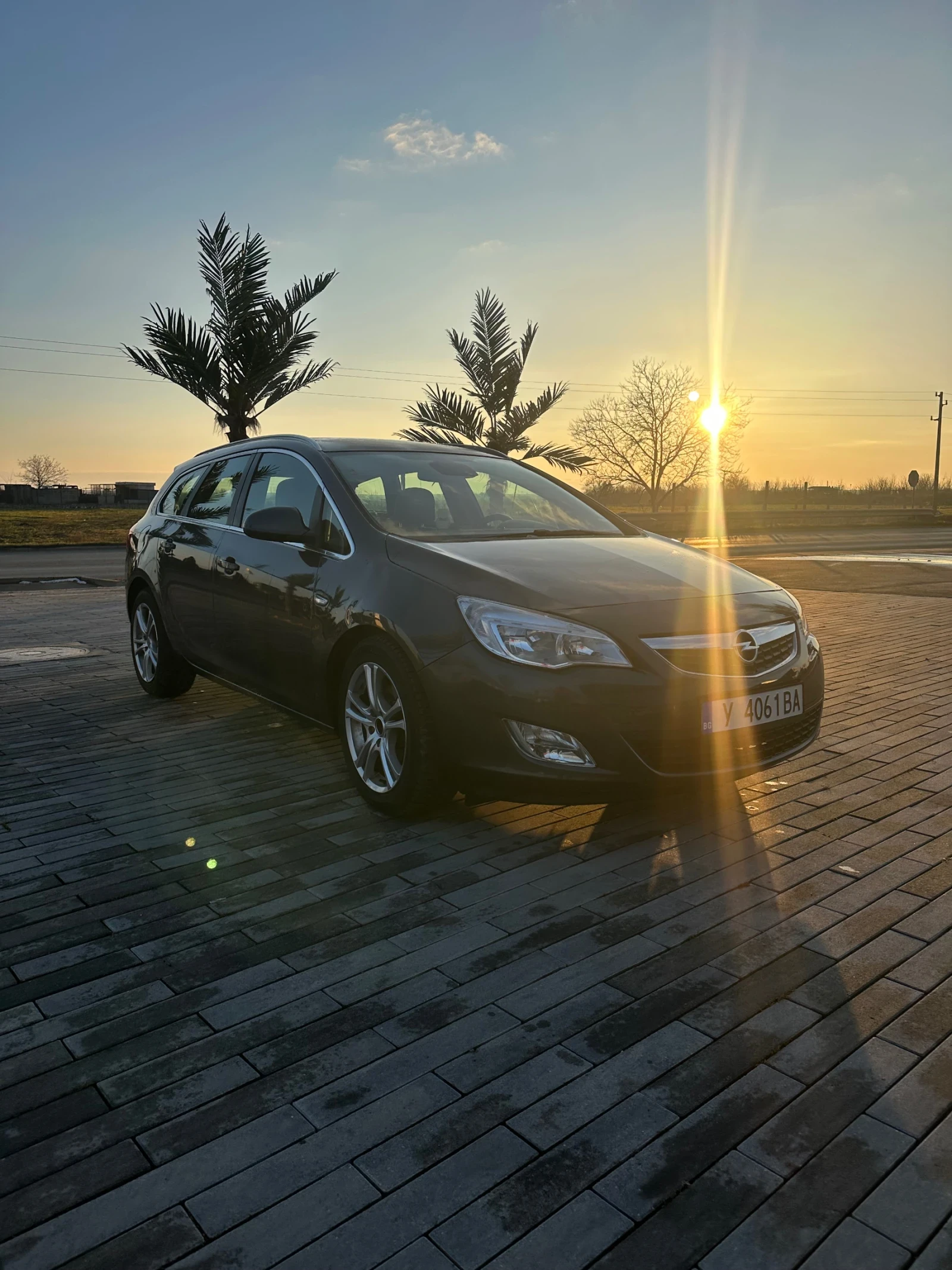 Opel Astra Парктроник , Навигация, снимка 1
