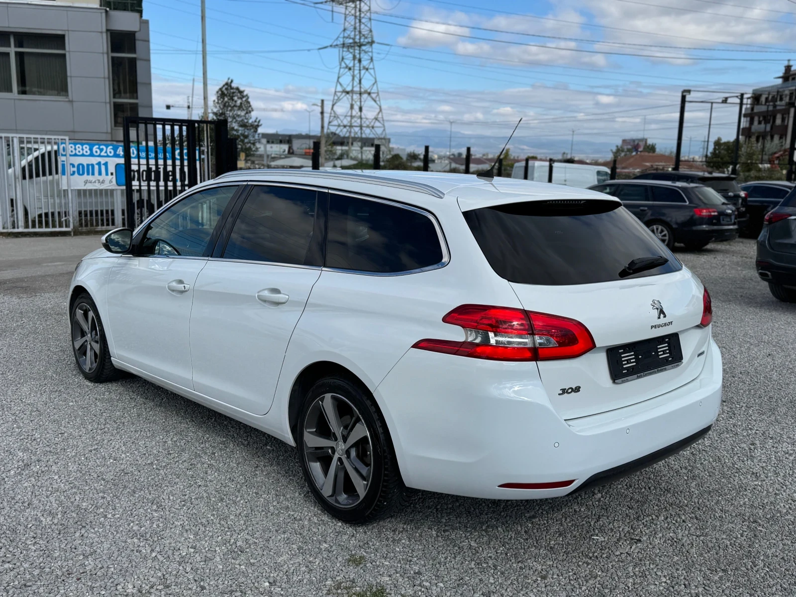 Peugeot 308 1.6 HDI facelift  БЕЗУПРЕЧНА LED/TOP - изображение 6