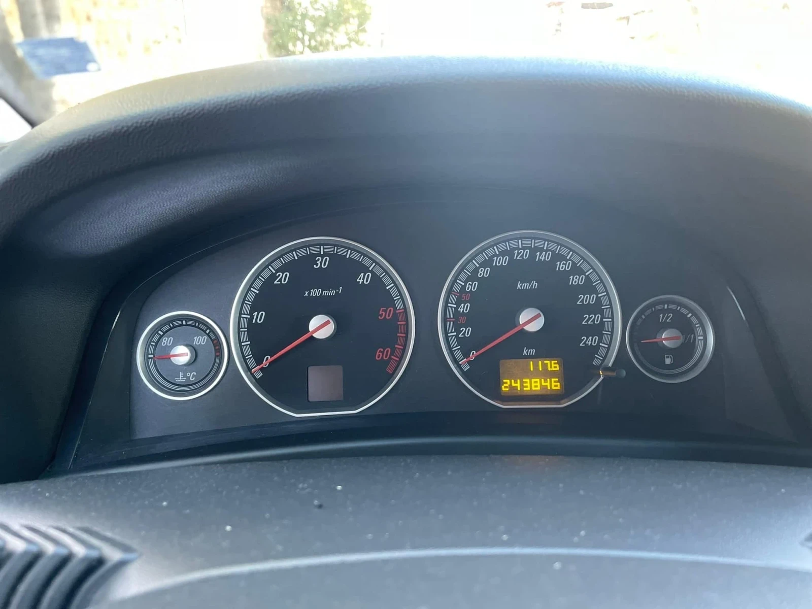 Opel Vectra GTS 2.2DTi - изображение 5