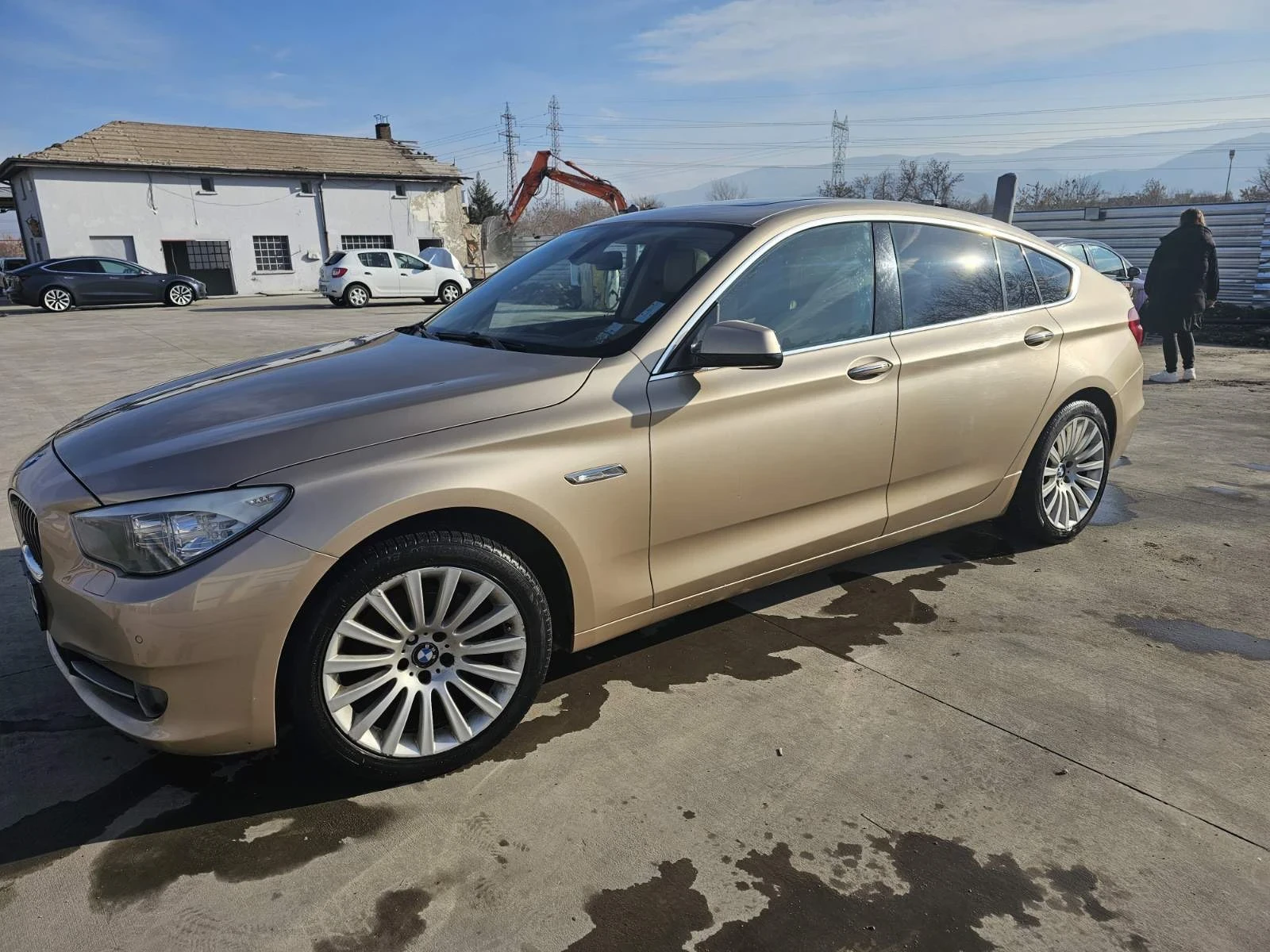 BMW 5 Gran Turismo 530 xdrive - изображение 8