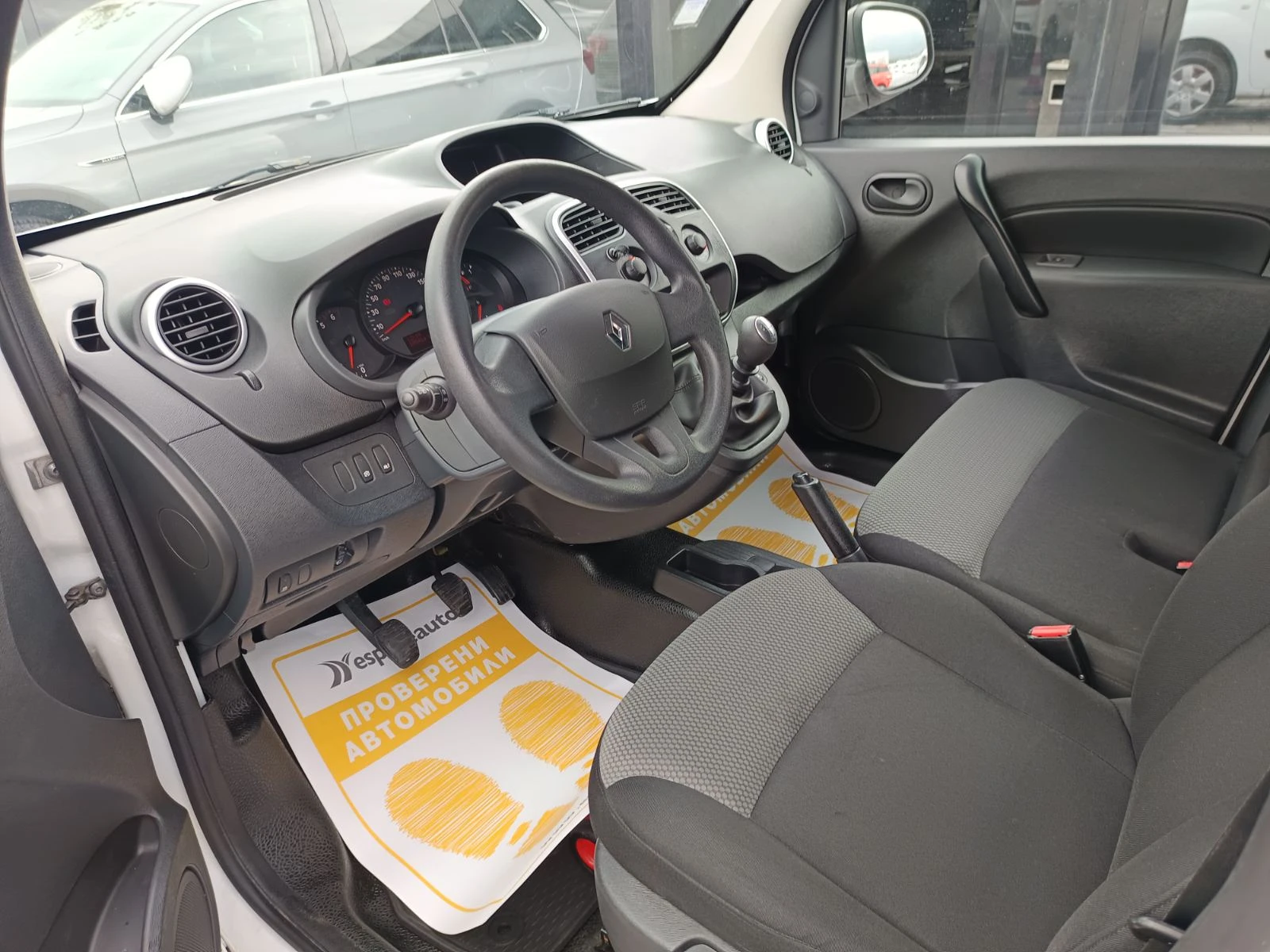 Renault Kangoo 1.5dCi/95к.с. MAXI - изображение 10