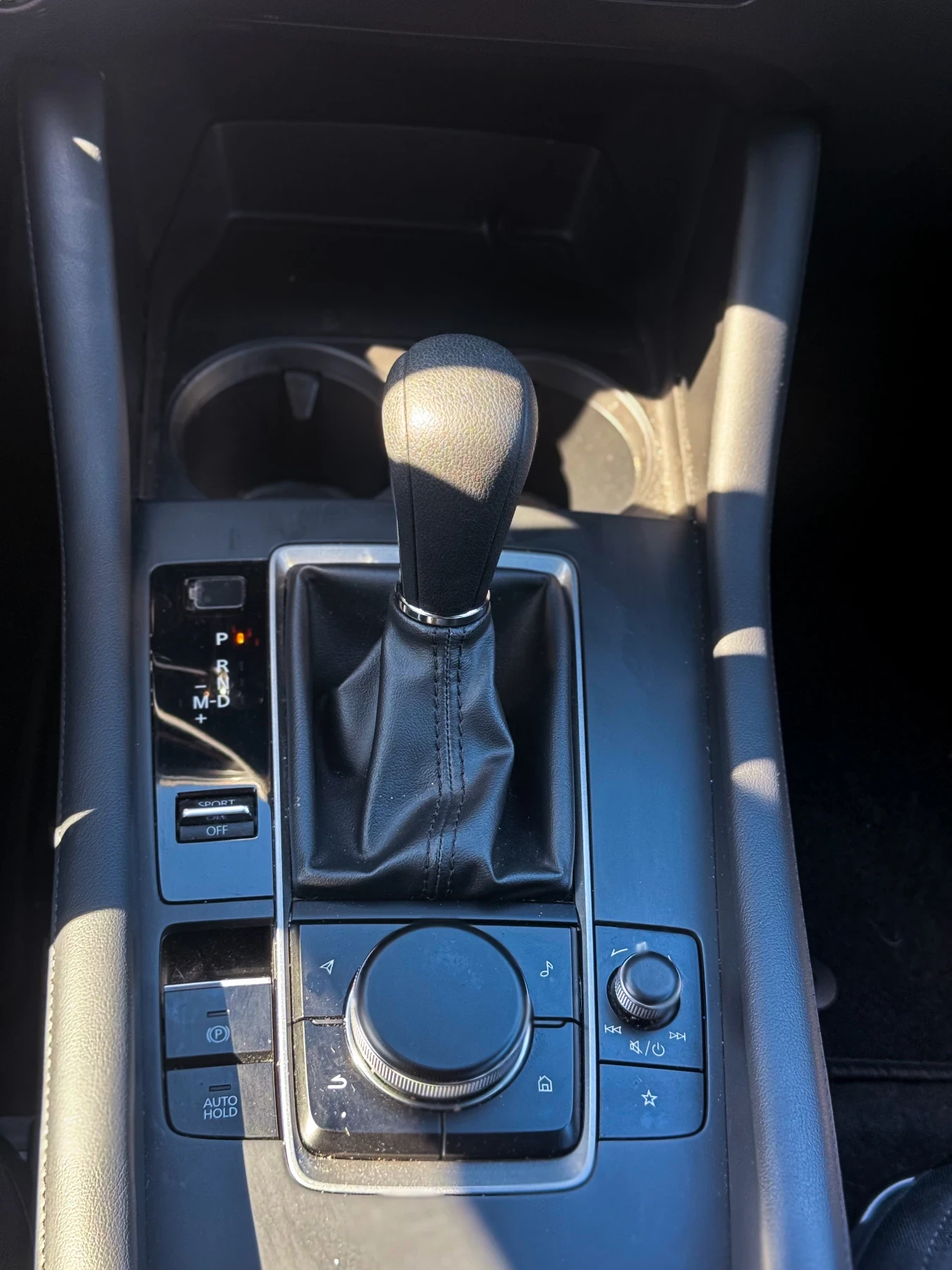 Mazda 3 2.5 SKYACTIV  | Mobile.bg   11