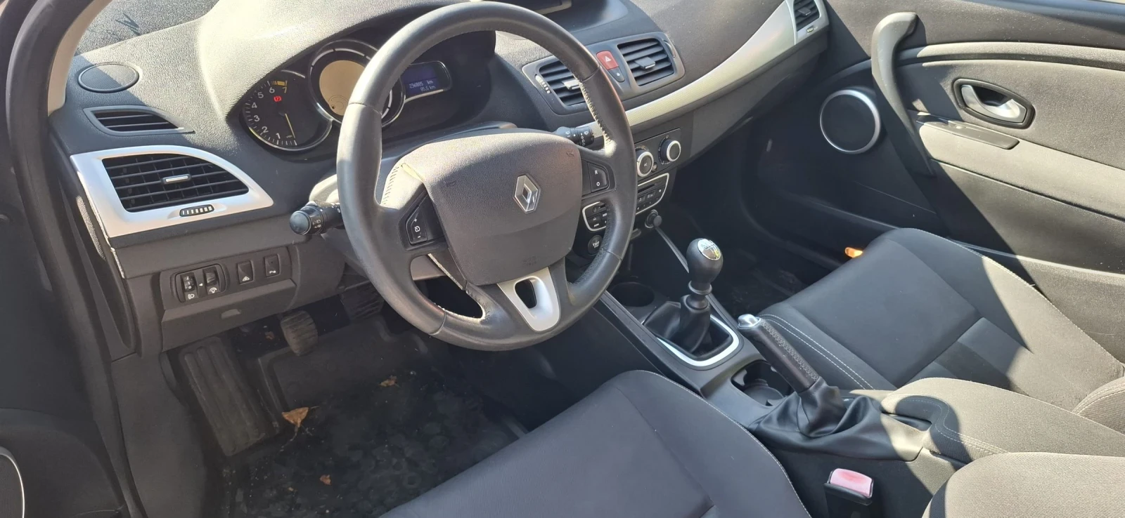 Renault Megane 2.0 Turbo 180 к - изображение 9