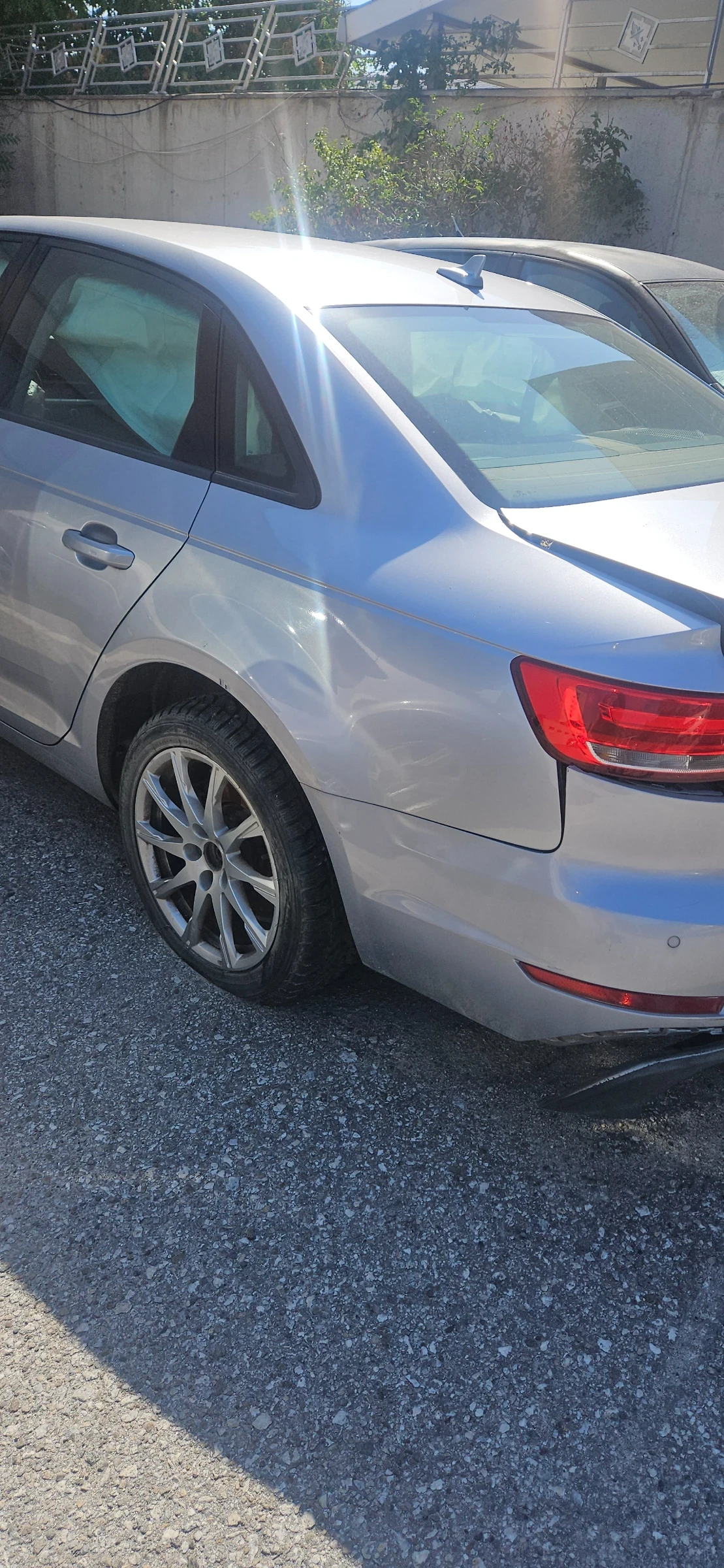 Audi A4 B9 - изображение 2