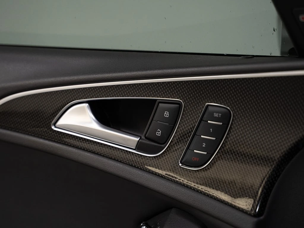 Audi S6 * PRESTIGE | CARBON FIBRE | B&O | 20 IN * CARFAX * | Mobile.bg � ����������� 11