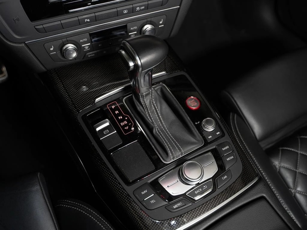 Audi S6 * PRESTIGE | CARBON FIBRE | B&O | 20 IN * CARFAX * | Mobile.bg � ����������� 13