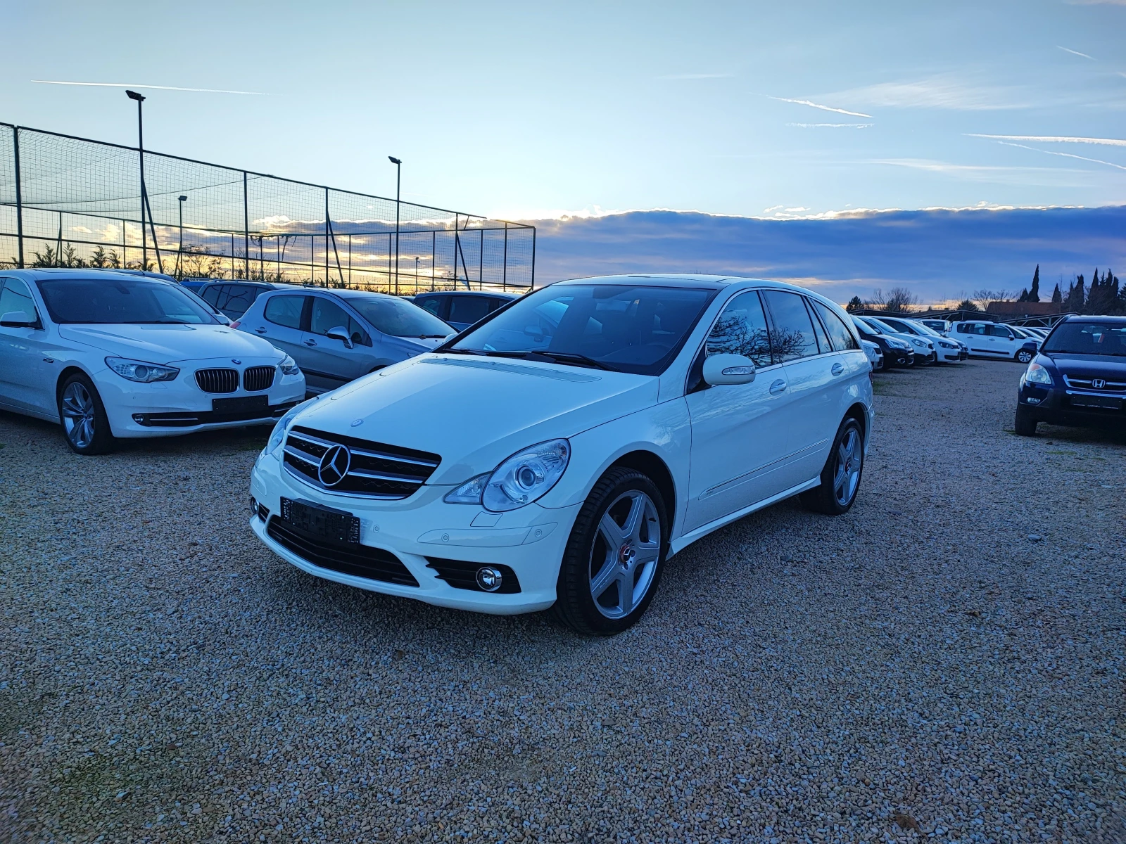 Mercedes-Benz R 320  7G TRONIC 4 Matic 224�� ��������� 7 ������ | Mobile.bg � ����������� 1