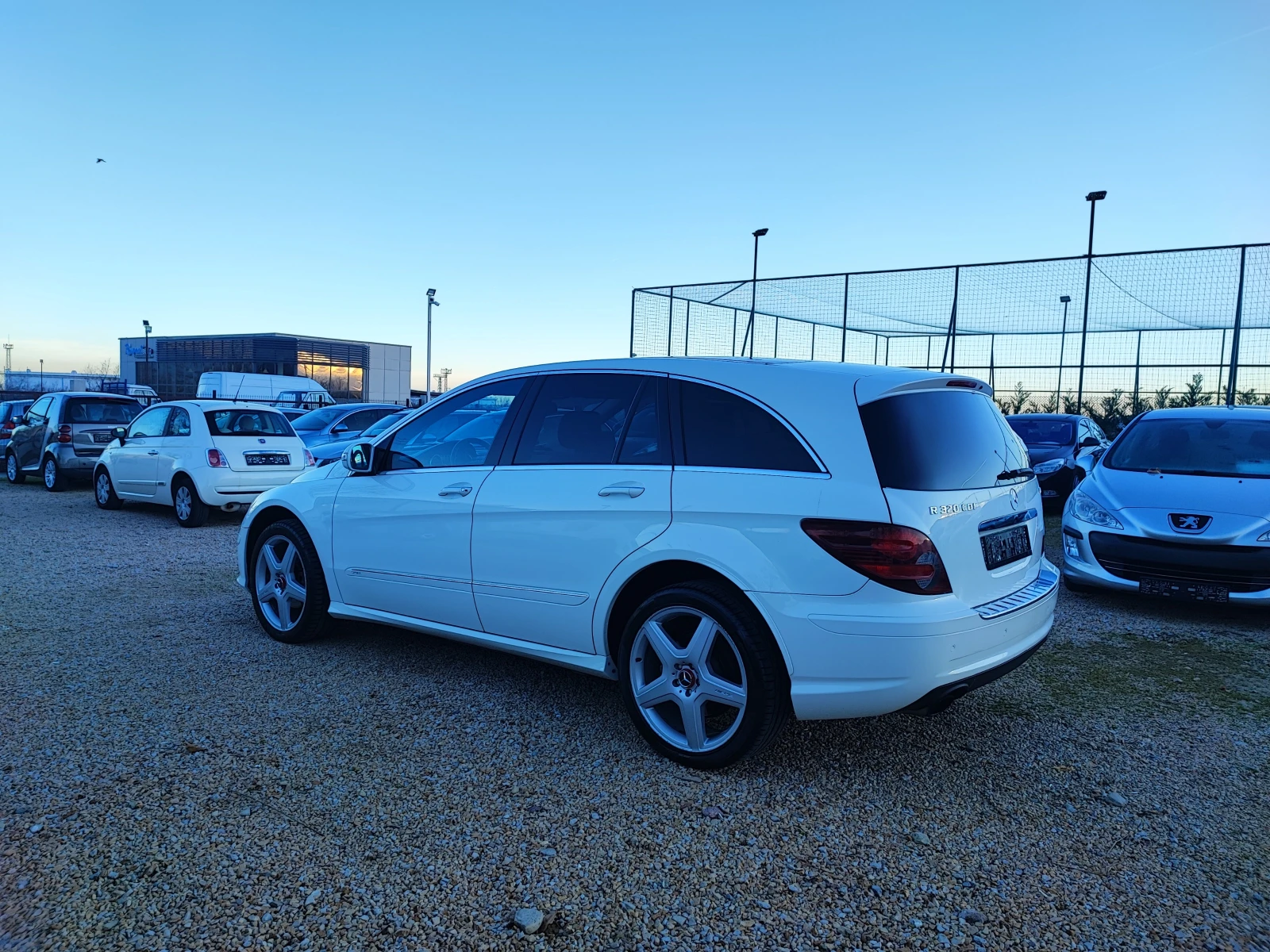 Mercedes-Benz R 320  7G TRONIC 4 Matic 224�� ��������� 7 ������ | Mobile.bg � ����������� 9