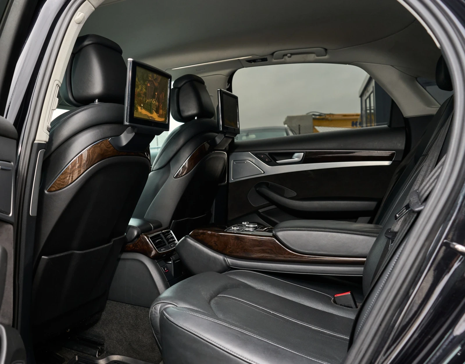 Audi A8 Full Led* 3xTV * 179 000km  - изображение 9