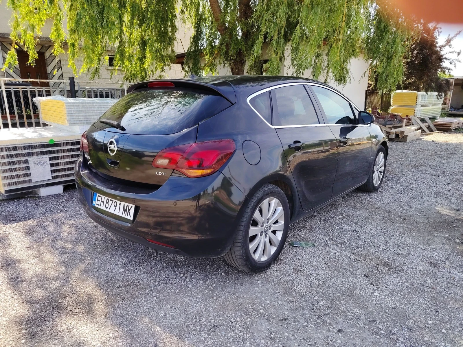 Opel Astra 1.7cdti COSMO, снимка 2 - Автомобили и джипове - 54619007