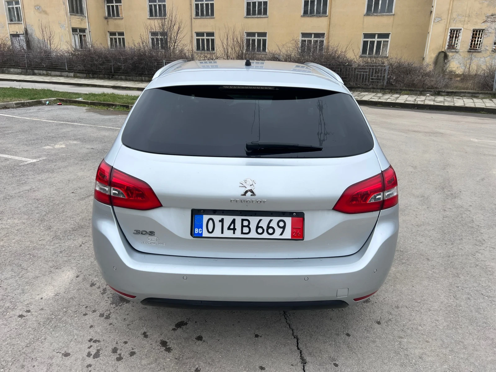 Peugeot 308 1.6HDI-RECARO-FULL LED, снимка 6 - Автомобили и джипове - 53723542