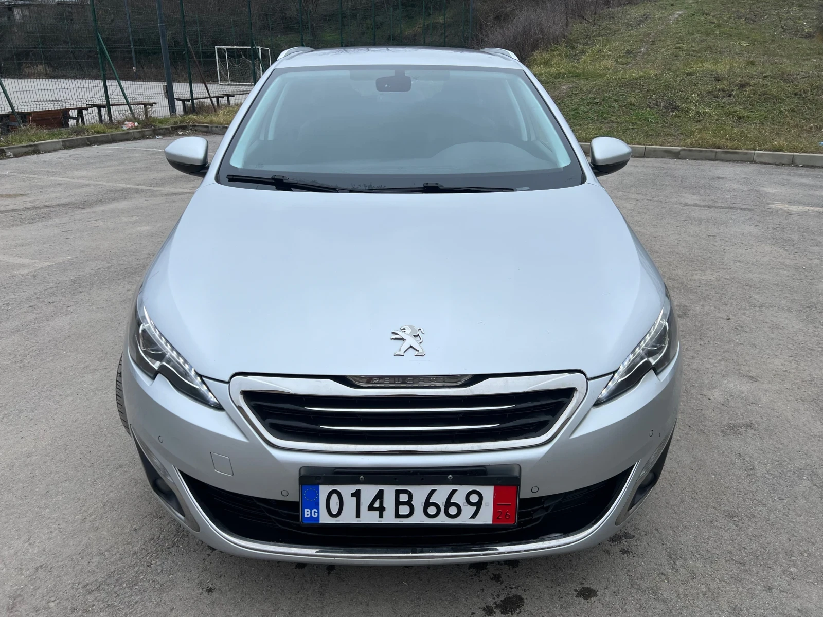 Peugeot 308 1.6HDI-RECARO-FULL LED, снимка 2 - Автомобили и джипове - 53723542
