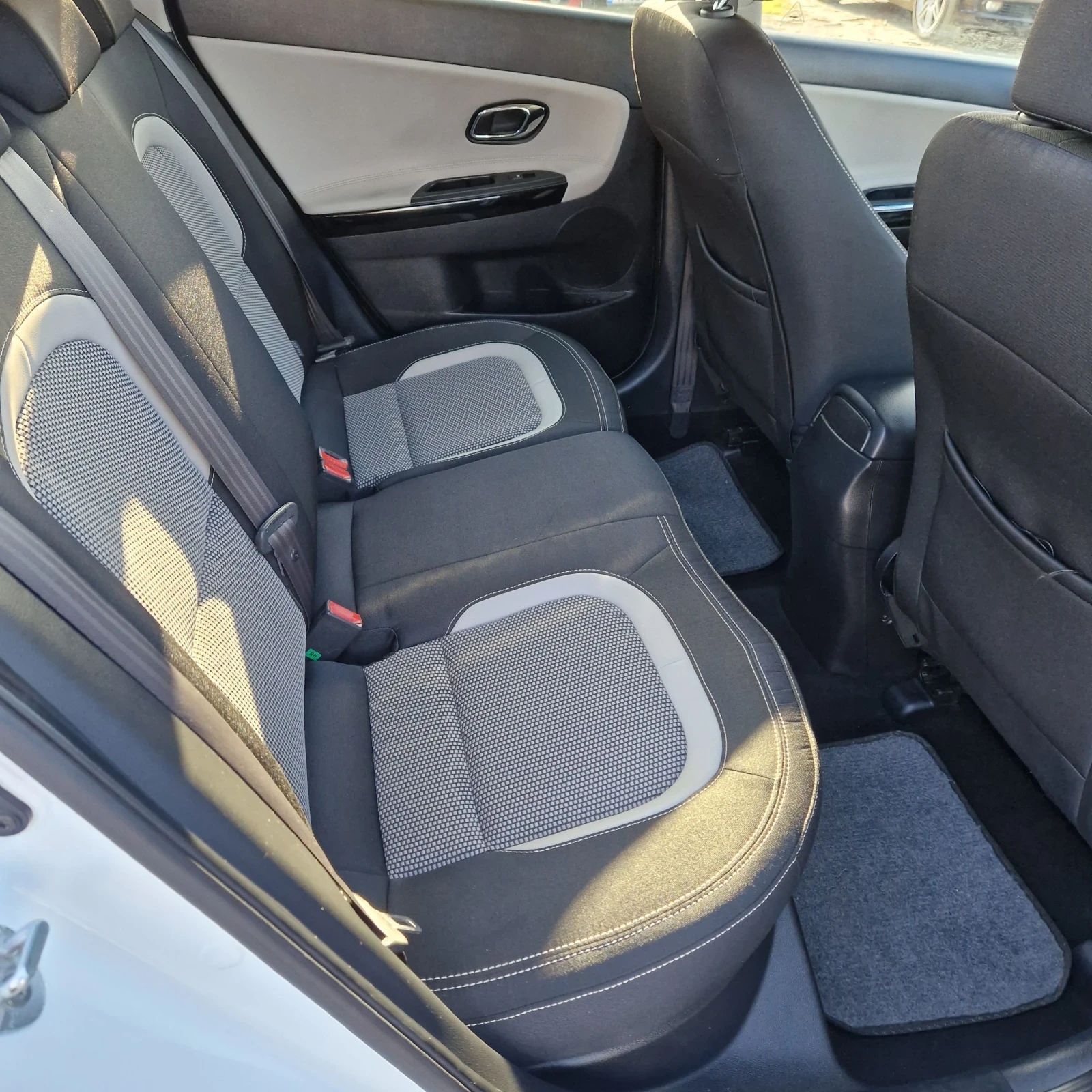 Kia Ceed 1.4i 99к.с, снимка 17 - Автомобили и джипове - 53816582