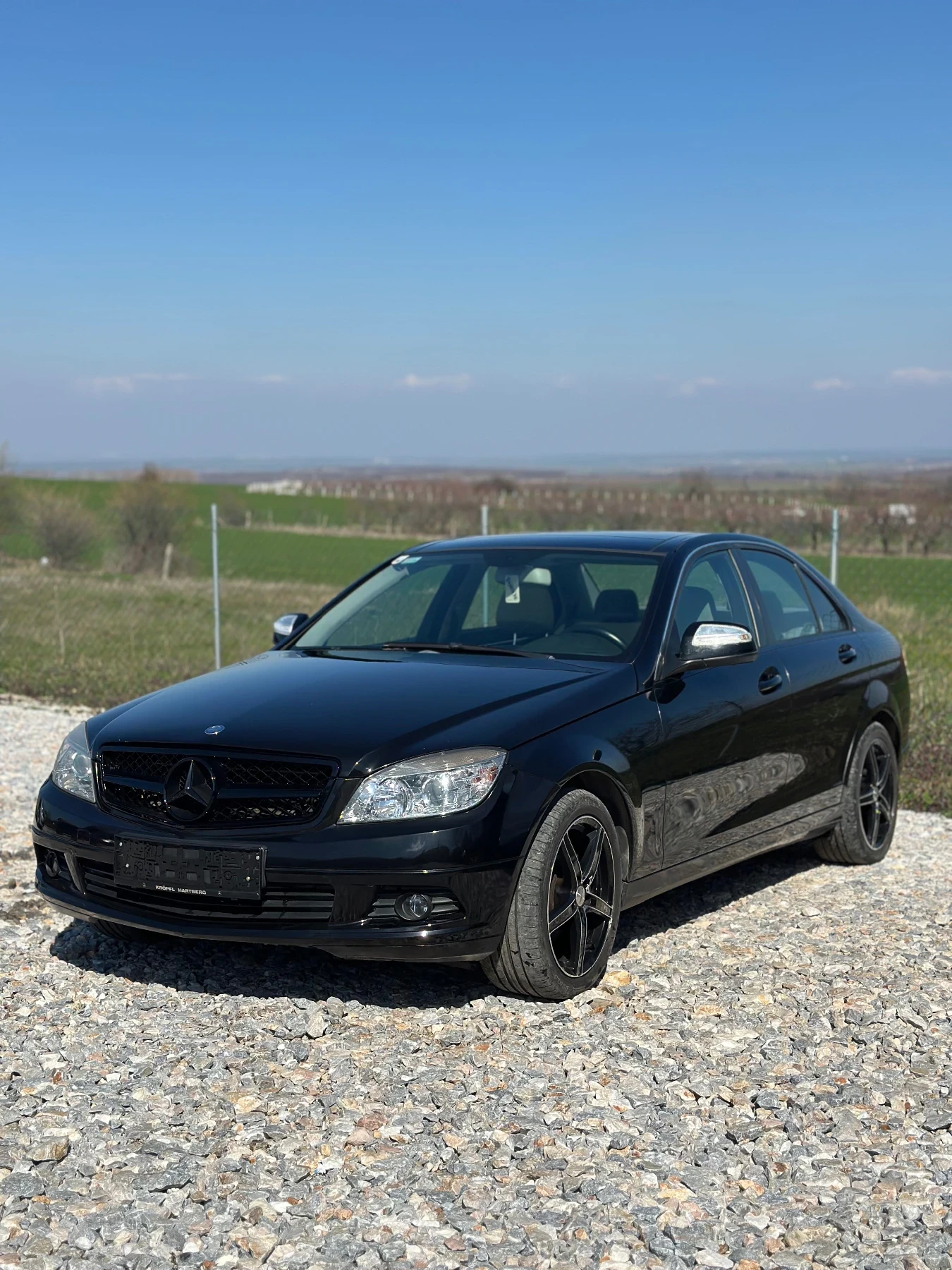 Mercedes-Benz C 220 Двойна Панорама, снимка 3 - Автомобили и джипове - 53846669