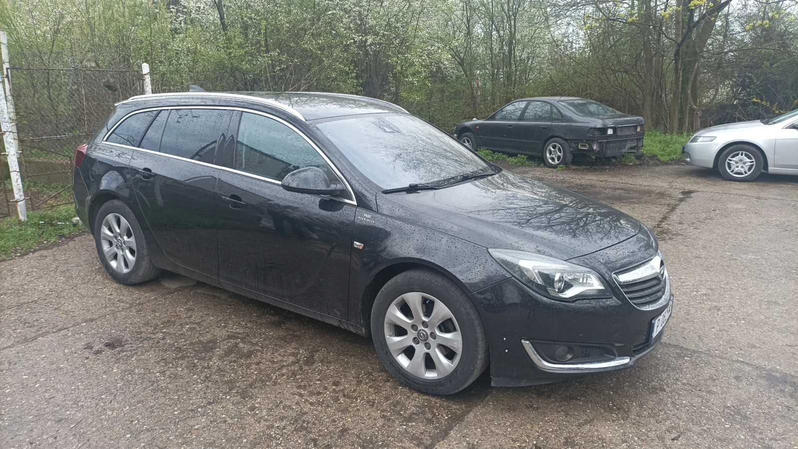 Opel Insignia, снимка 2 - Автомобили и джипове - 54087746