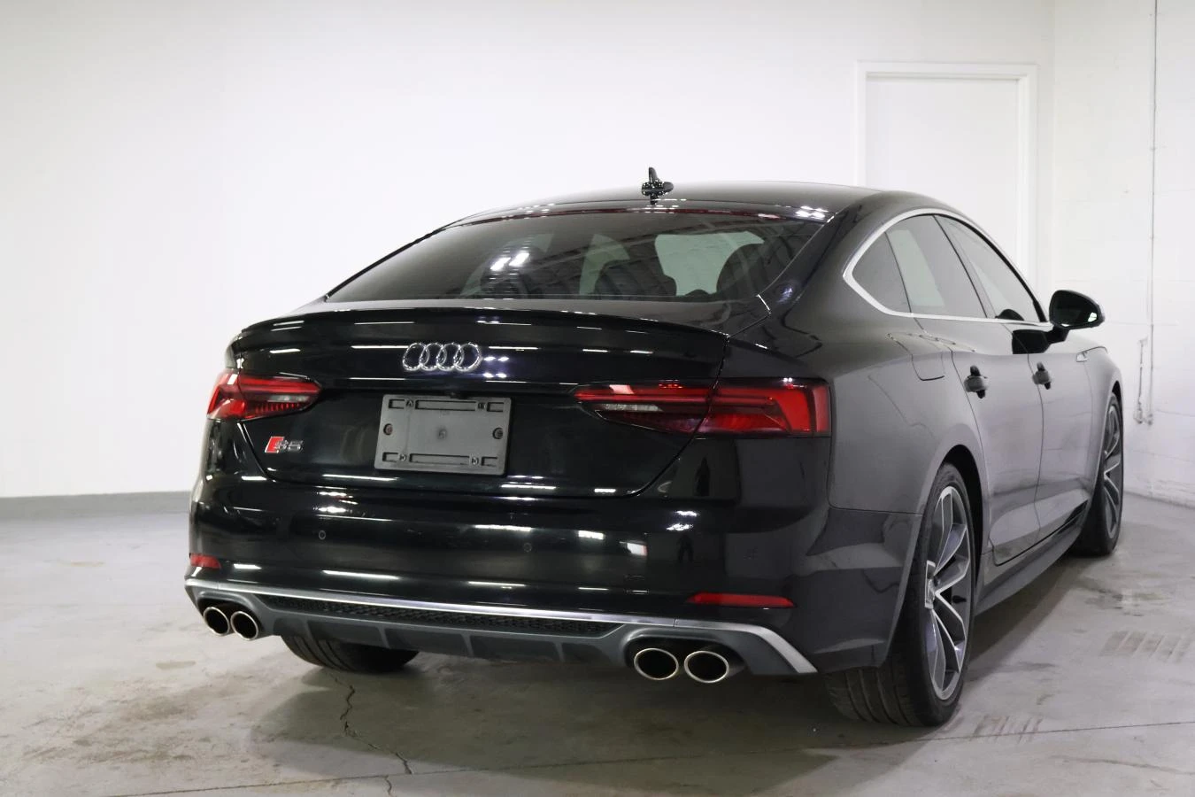 Audi S5 * АвтоКредит * (ЦЕНА ДО БГ), снимка 5 - Автомобили и джипове - 54264602