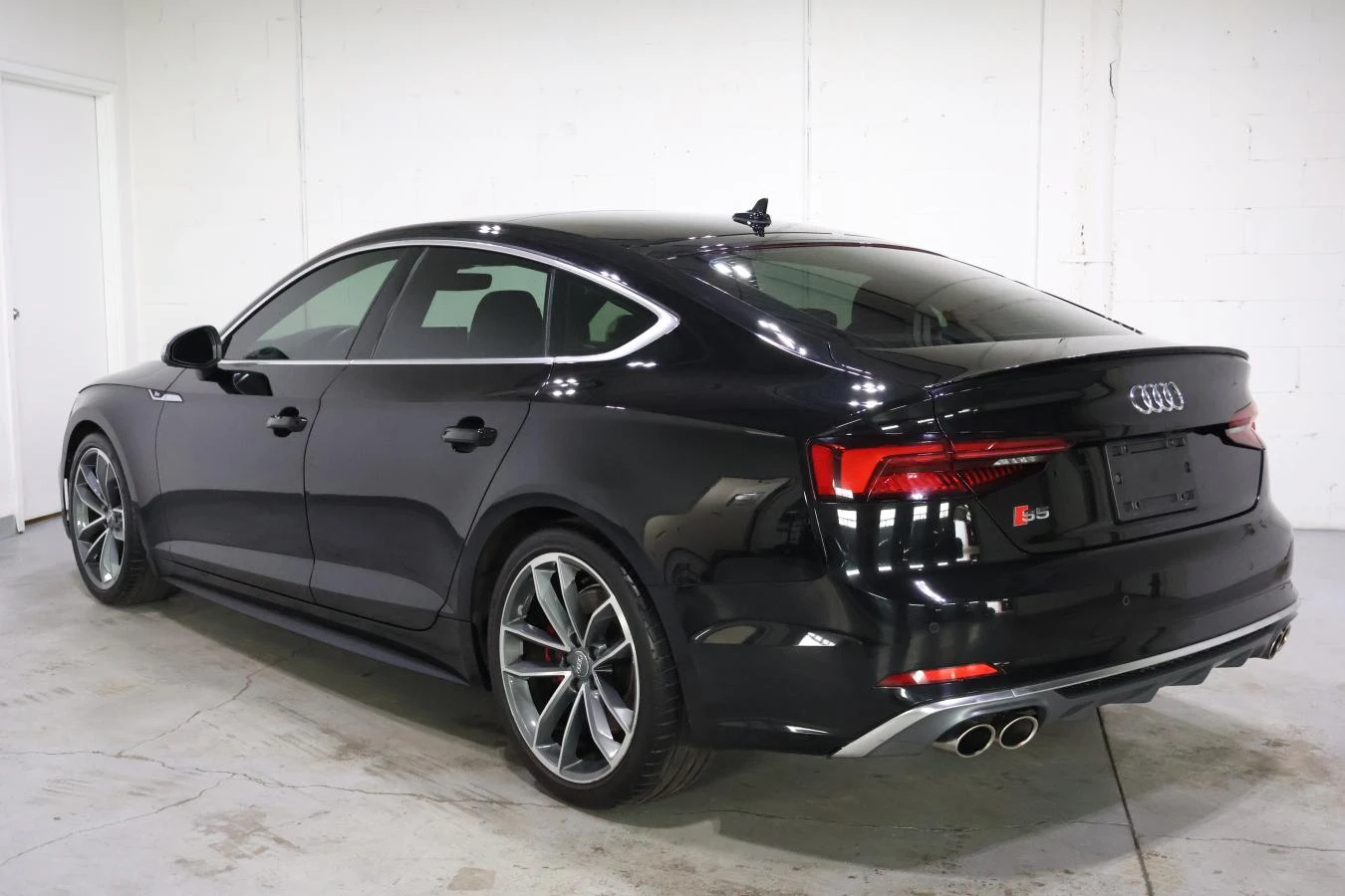 Audi S5 * АвтоКредит * (ЦЕНА ДО БГ), снимка 6 - Автомобили и джипове - 54264602