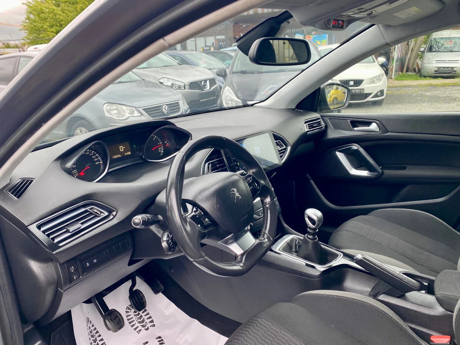 Peugeot 308, снимка 6 - Автомобили и джипове - 54371729