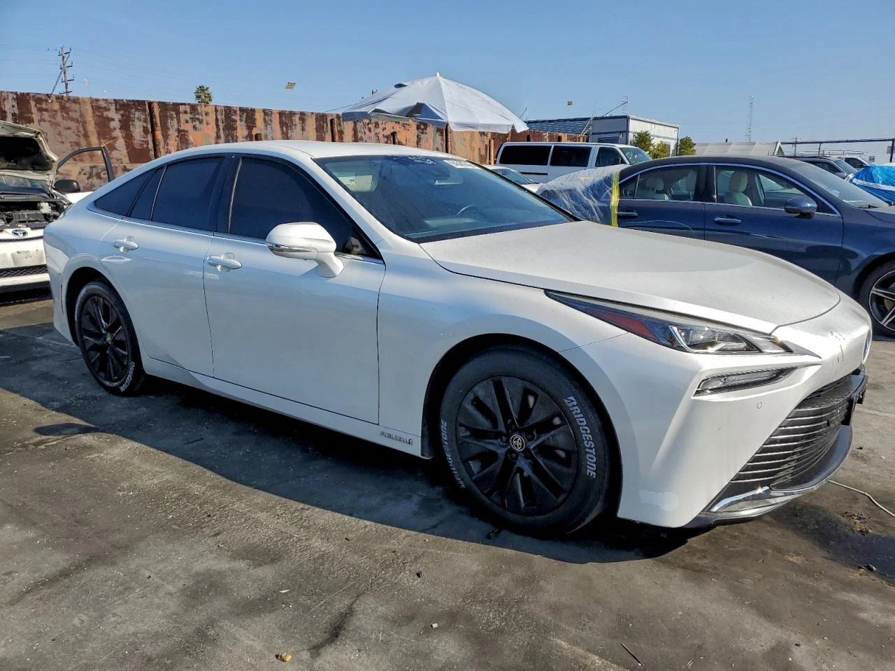 Toyota Mirai  LE HIDROGEN FUEL, снимка 4 - Автомобили и джипове - 54381883
