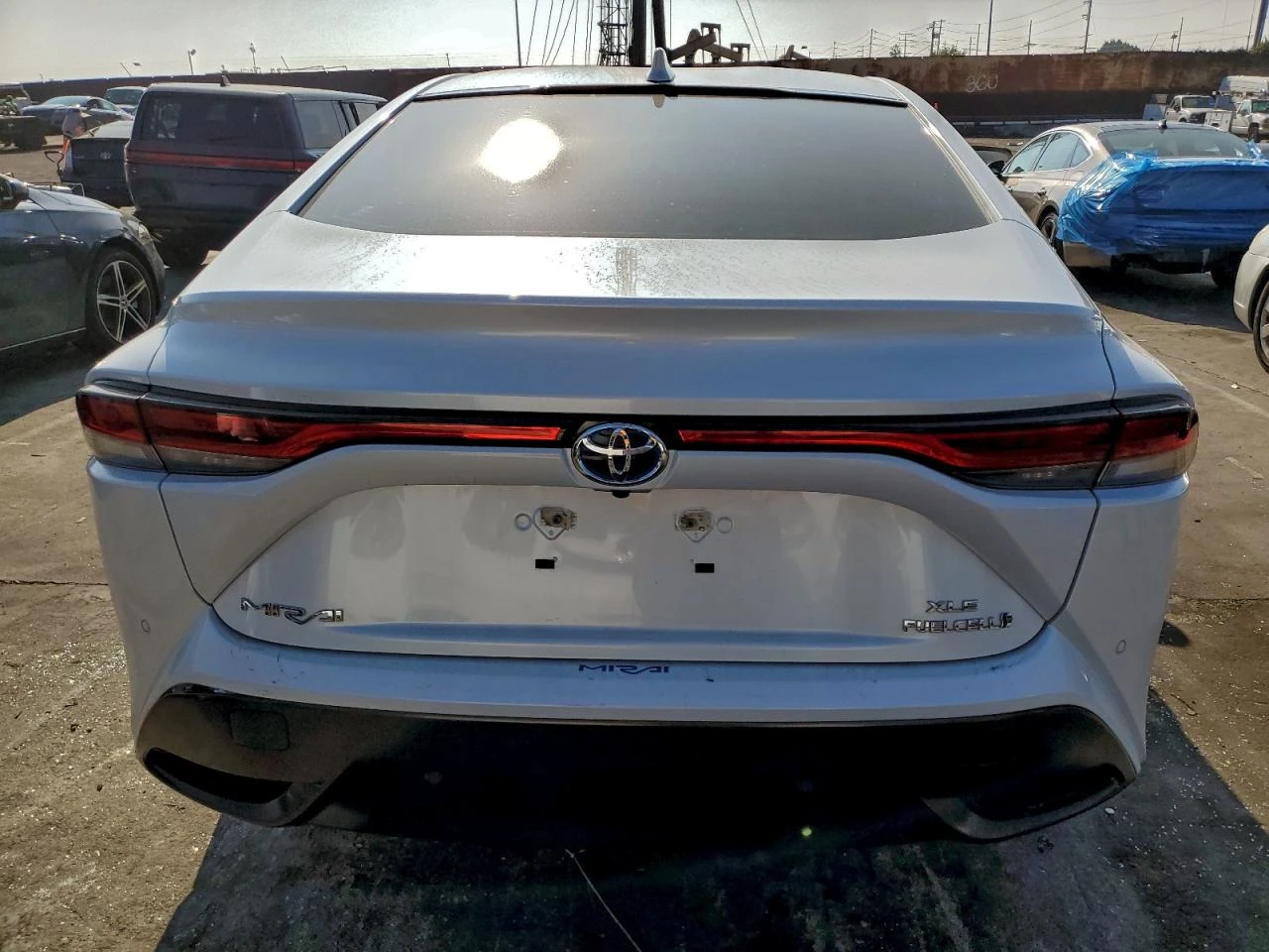Toyota Mirai  LE HIDROGEN FUEL, снимка 6 - Автомобили и джипове - 54381883