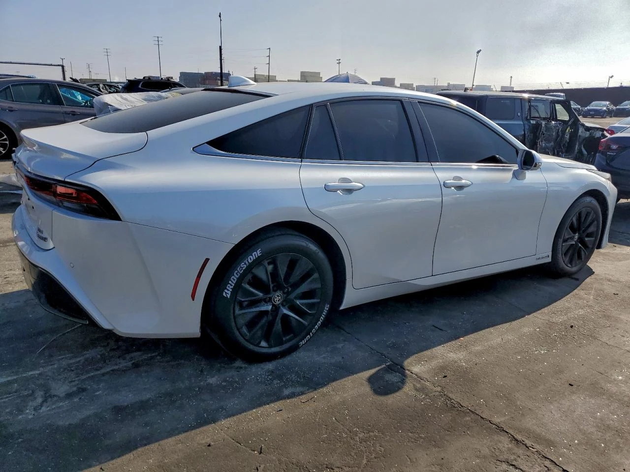 Toyota Mirai  LE HIDROGEN FUEL, снимка 3 - Автомобили и джипове - 54381883
