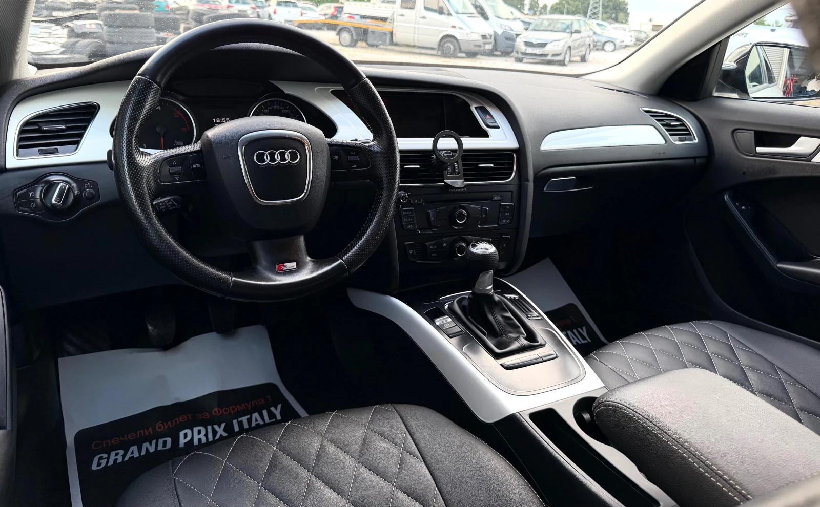 Audi A4 2.0TDI/LED/S-LINE/SHADOW LINE, снимка 12 - Автомобили и джипове - 55015952