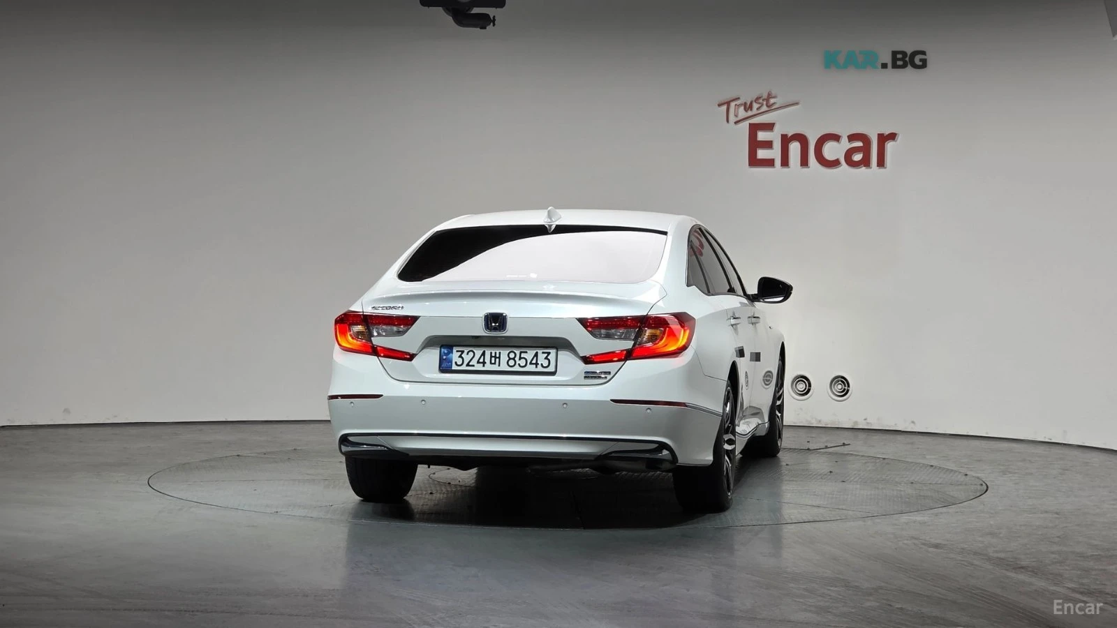 Honda Accord * ПАНО* KEYLESS* Camera* ПОДГРЕВ* , снимка 4 - Автомобили и джипове - 55101905