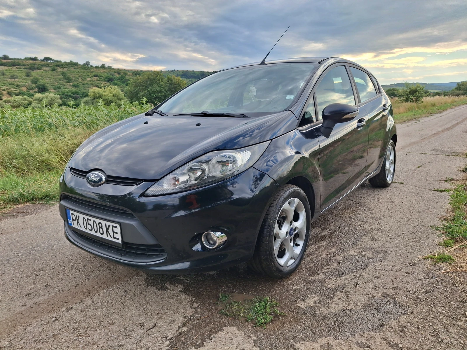 Ford Fiesta, снимка 2 - Автомобили и джипове - 55252465