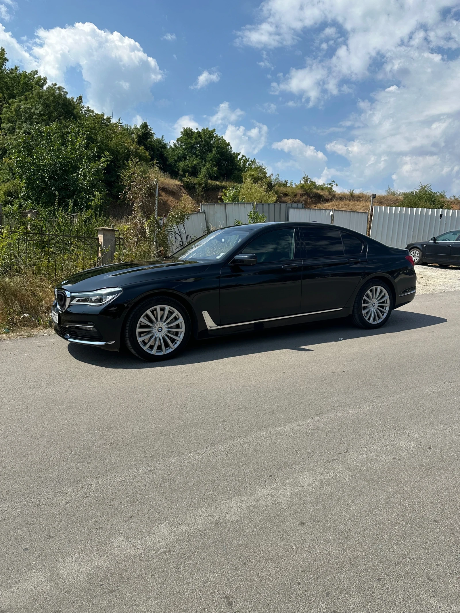 BMW 750 d В гаранция, снимка 3 - Автомобили и джипове - 55738715