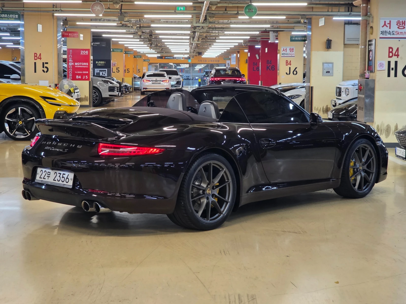 Porsche 911 Carrera S* BOSE* ПОДГРЕВ ВОЛАН* КРАЙНА ЦЕНА, снимка 2 - Автомобили и джипове - 55349475