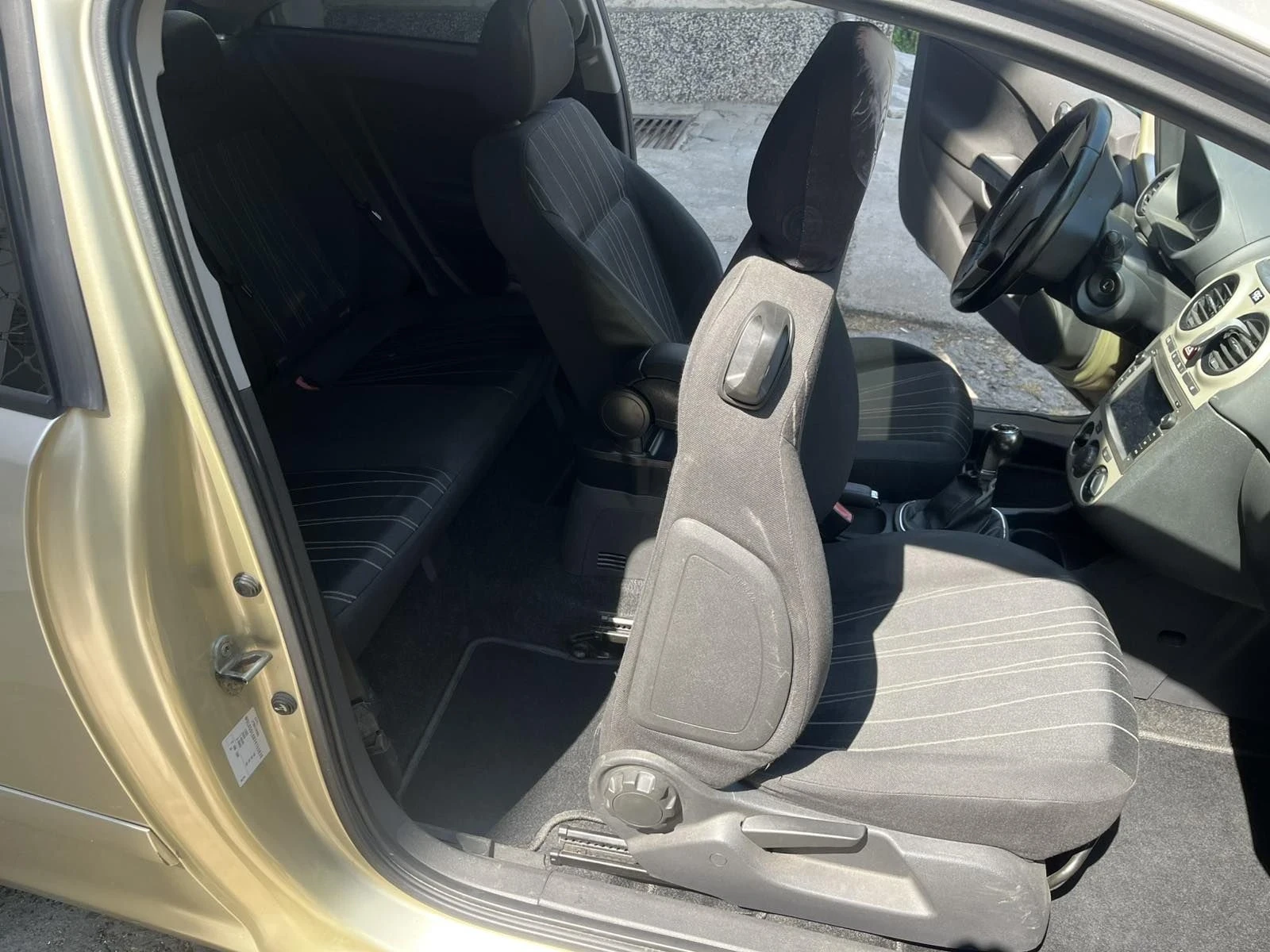 Opel Corsa, снимка 4 - Автомобили и джипове - 55528962