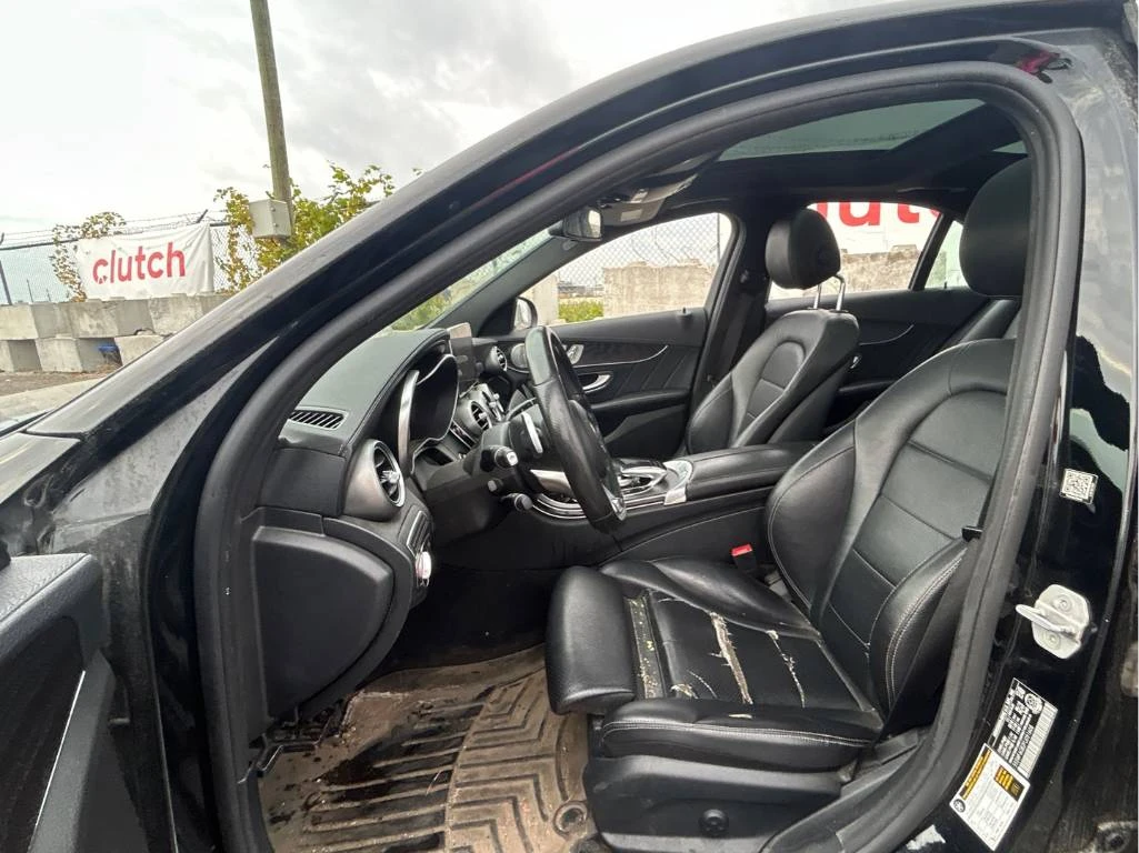 Mercedes-Benz C 400 * CARFAX* ОПЦИЯ ЗА ФИНАНСИРАНЕ* , снимка 7 - Автомобили и джипове - 56329520