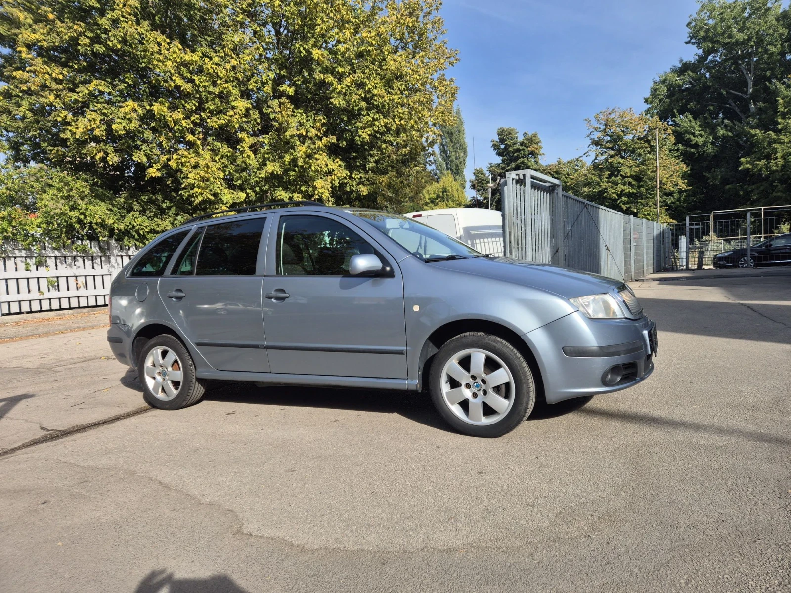 Skoda Fabia Нов внос , снимка 3 - Автомобили и джипове - 56333486