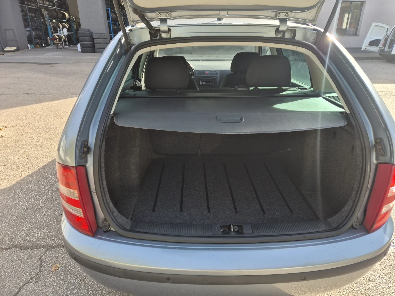 Skoda Fabia Нов внос , снимка 7 - Автомобили и джипове - 56333486