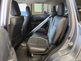 Mitsubishi Outlander * ES * CARFAX *  - 26100 лв. / 13344.72 € - 18417708 12