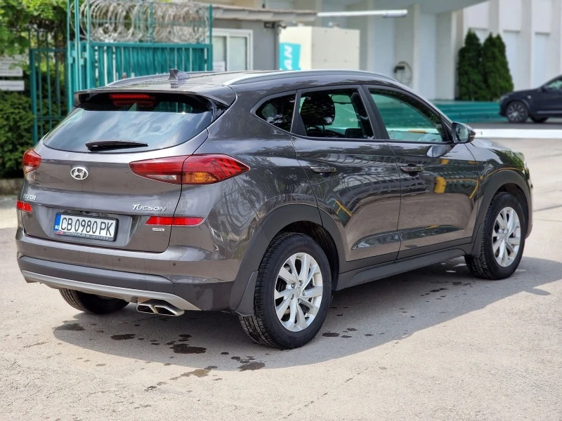 Hyundai Tucson 1.6TGDi LED, снимка 4 - Автомобили и джипове - 45729646